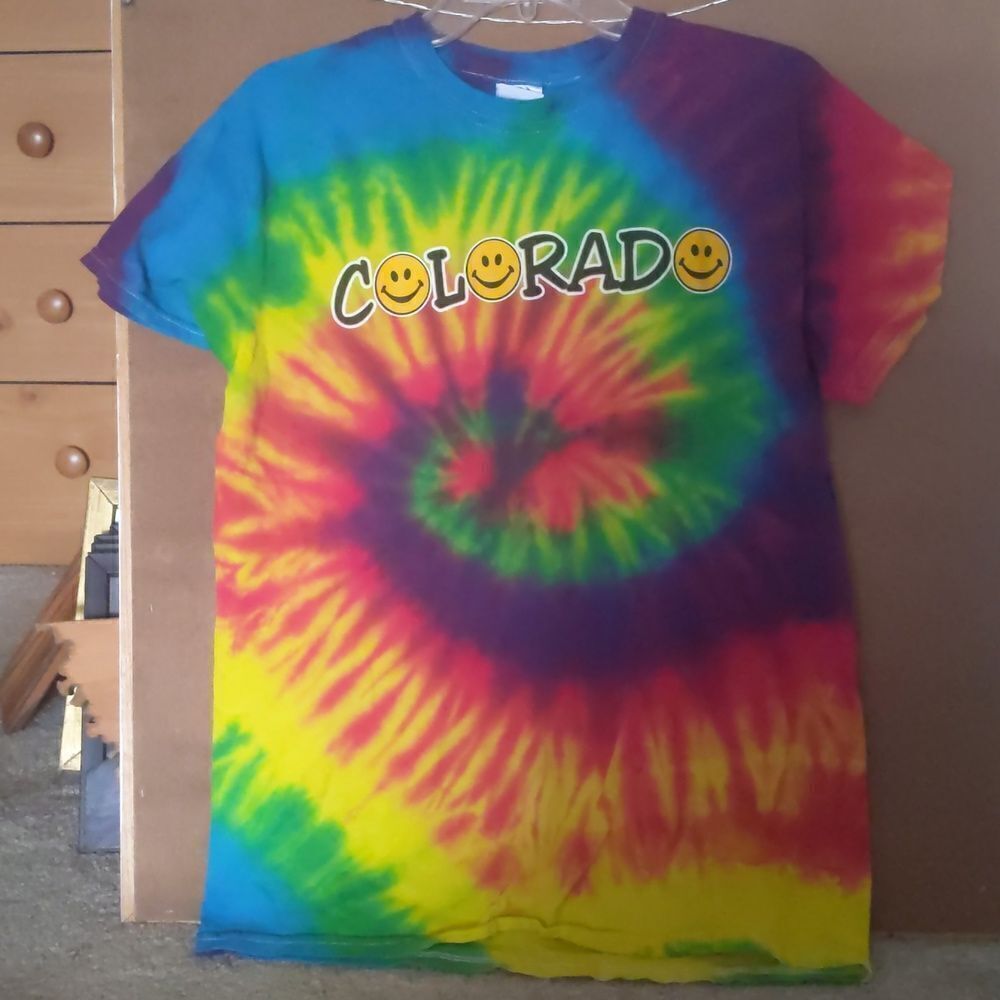 Tye dye Colorado tshirt size medium